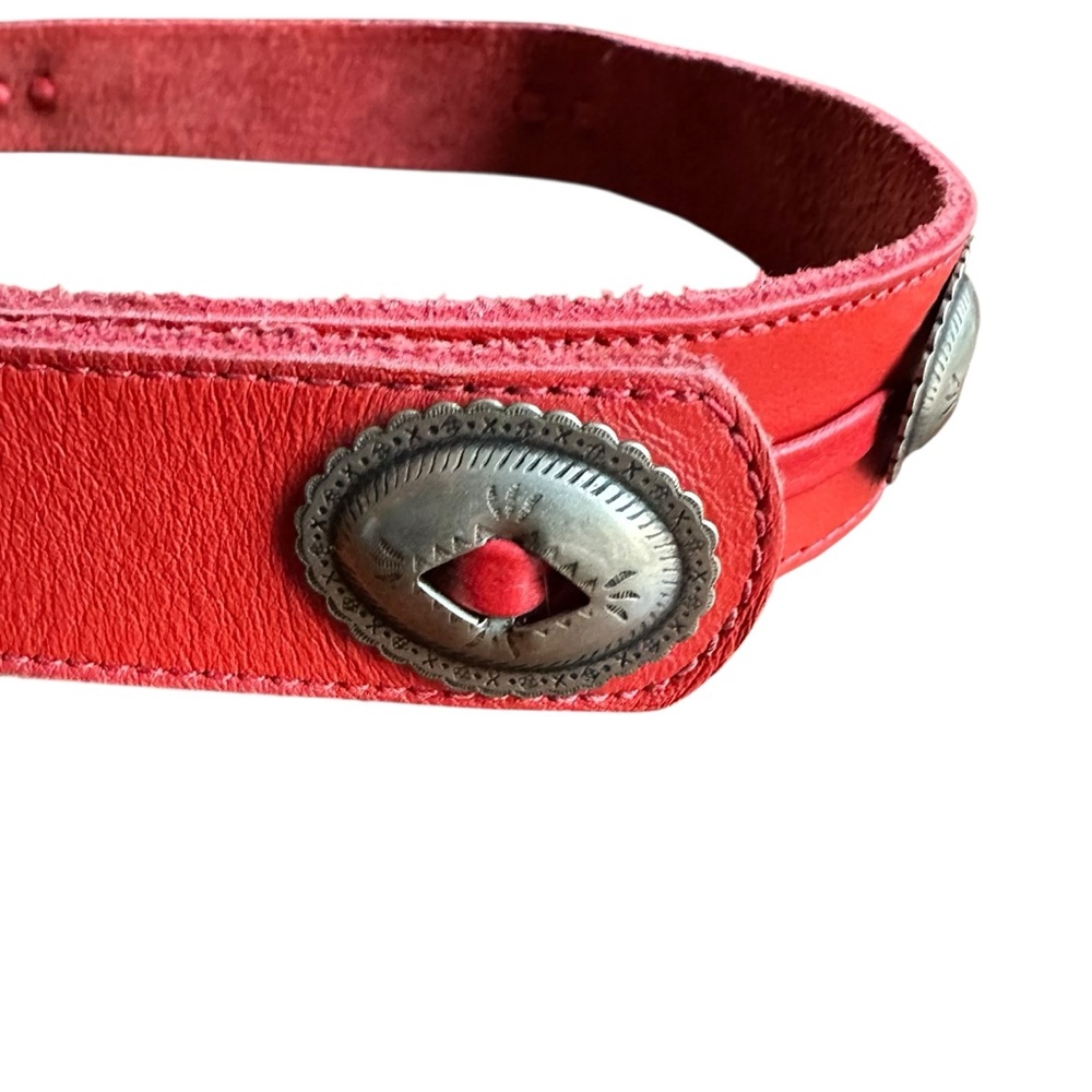 Streets Ahead Red Leather Silver Concho Belt Sz L - Picture 4 of 10